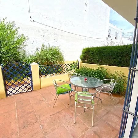 Сasa de vacaciones Huerta Enmedio 15 Terraced House In Tranquil Location In Conil Center Sleeps 4